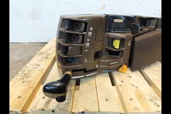 salg af Armlæn John Deere 6920