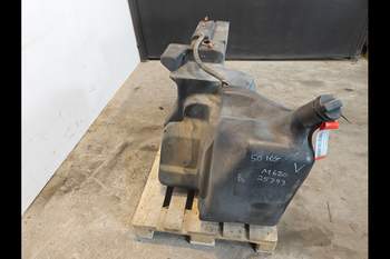 salg af Kraftstofftank Deutz-Fahr Agrotron M620 