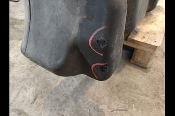 salg af Kraftstofftank Deutz-Fahr Agrotron M620 