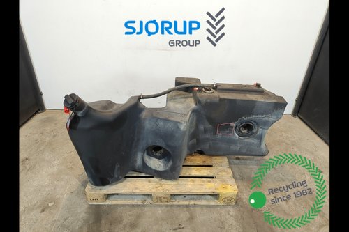 salg af Kraftstofftank Deutz-Fahr Agrotron M620 