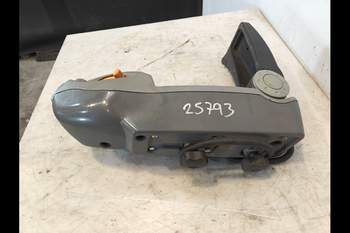 salg af Armlæn Deutz Agrotron M620