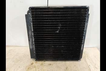 salg af Kondensor Deutz Agrotron M620