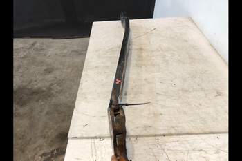 salg af Unterlenker Deutz-Fahr Agrotron M620 LINKS