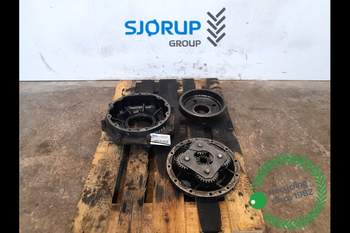 New Holland T7.270 RIGHT Front axle final drive