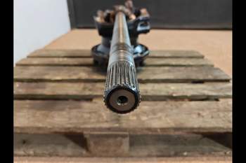 salg af Foraksel Slutdrev Case MX135 VÄNSTER