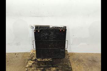 salg af Oliekøler Case MX135