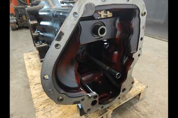 salg af Avskilt Växellådor Case MX100C 