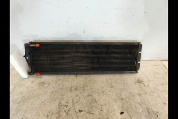salg af Oliekøler Case MX100C Diesel