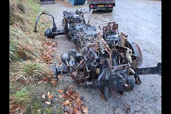 salg af New Holland T6.180 traktor