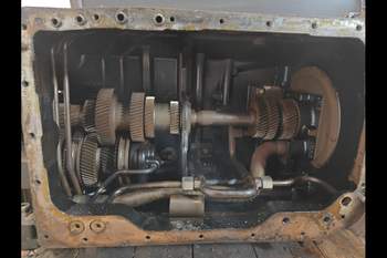 salg af Gearkasse New Holland T6.180