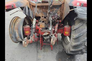 salg af McCormick MC115 traktor