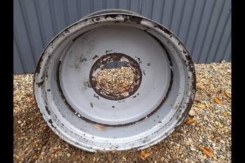salg af Vorderradfelge McCormick MC115 RECHT