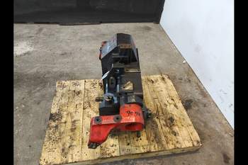 salg af PTO McCormick MC115