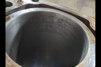 salg af Shortblock McCormick MC115