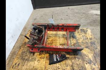 salg af Anhängerkupplung McCormick MC115 