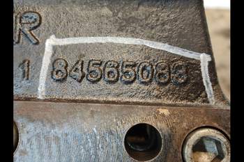 salg af Foraksel Case Puma 185