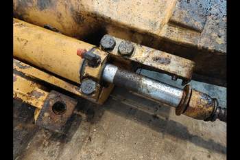 salg af Foraksel Case 695