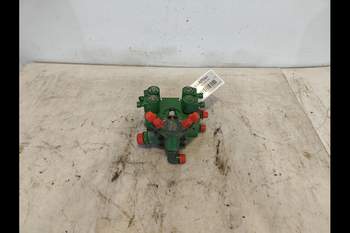 salg af Affjedringsventil John Deere 6830