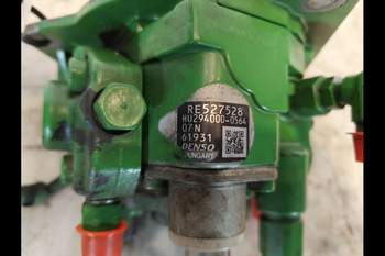 salg af Brændstofpumpe John Deere 6830