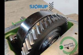 Dropbox John Deere 6830