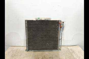 salg af Kondensor John Deere 6830