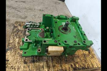 salg af PTO John Deere 6830