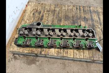 salg af Topstykke John Deere 6830