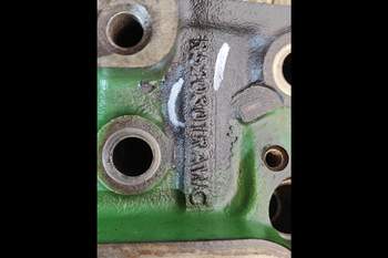 salg af Topstykke John Deere 6830