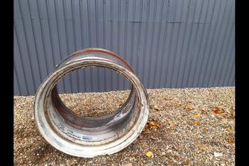 salg af Tvillinghjulsfælge 15X38