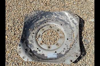 salg af Case MX135 LEFT Rim Plate, Rear
