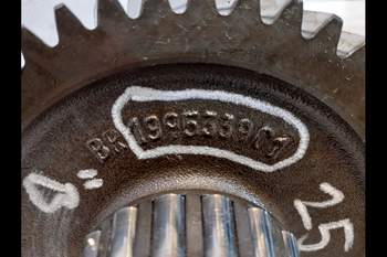 salg af Case MX135  Transmission Parts