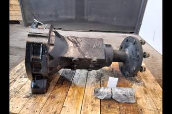 salg af Case MX135 LEFT Rear Half Axle