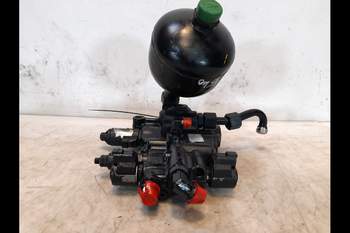 salg af Case Maxxum 150  Suspension control valve