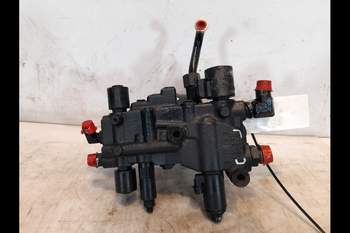 salg af Case Maxxum 150  Suspension control valve