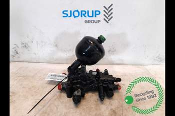Case Maxxum 150  Suspension control valve