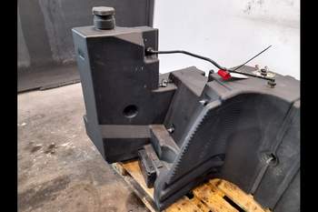 salg af Case Maxxum 150  Fuel tank