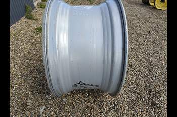 salg af Case Maxxum 150 RIGHT Rear Rim
