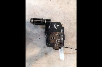 salg af Case Maxxum 150  Remote control valve