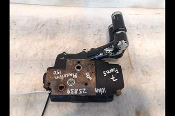 salg af Case Maxxum 150  Remote control valve