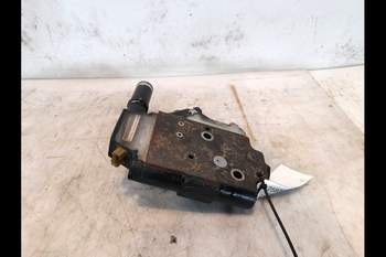 salg af Case Maxxum 150  Remote control valve