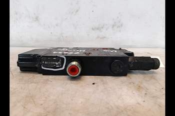 salg af Case Maxxum 150  Remote control valve