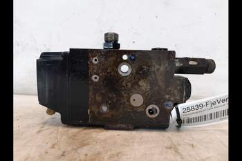 salg af Case Maxxum 150  Remote control valve