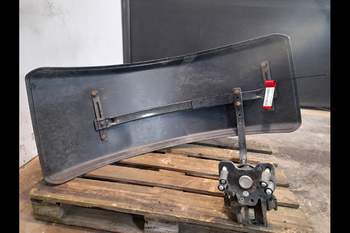 salg af Case Maxxum 150 RIGHT Front Fender
