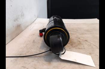 salg af Case Maxxum 150 RIGHT Lift Cylinder