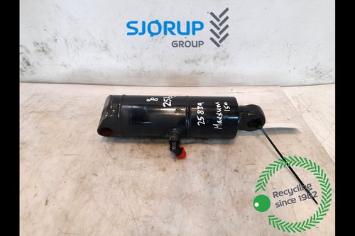 salg af Case Maxxum 150 RIGHT Lift Cylinder