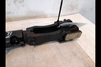salg af Case Maxxum 150 LEFT Lifting Rod