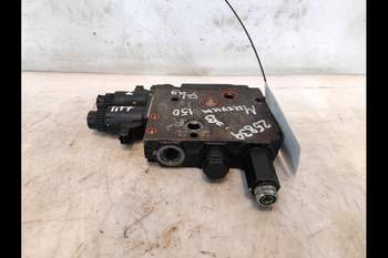 salg af Case Maxxum 150  Hydraulic lift valve