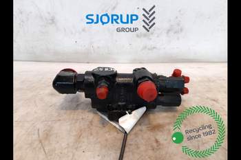 Case Maxxum 150  Priority valve