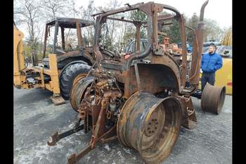 salg af Case Maxxum 115 traktor