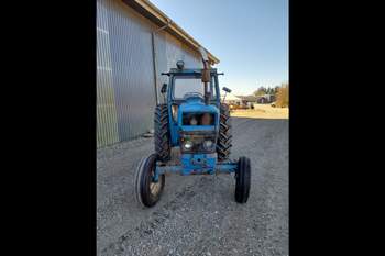 salg af Ford 5000 traktor